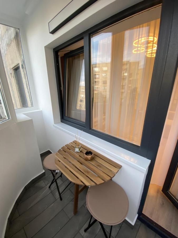 Lovely Studio In The City Center Of Бухарест Екстер'єр фото